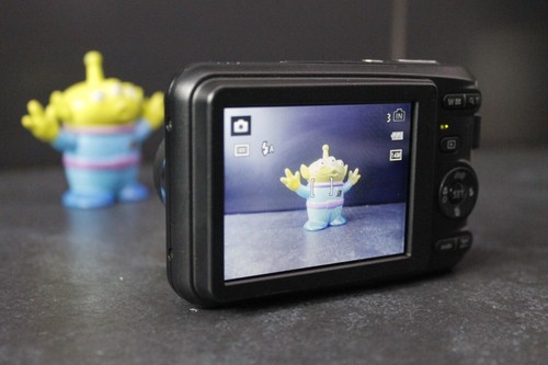 GE C1440W 14.1MP Compact Digital Camera - black - Picture 3 of 9