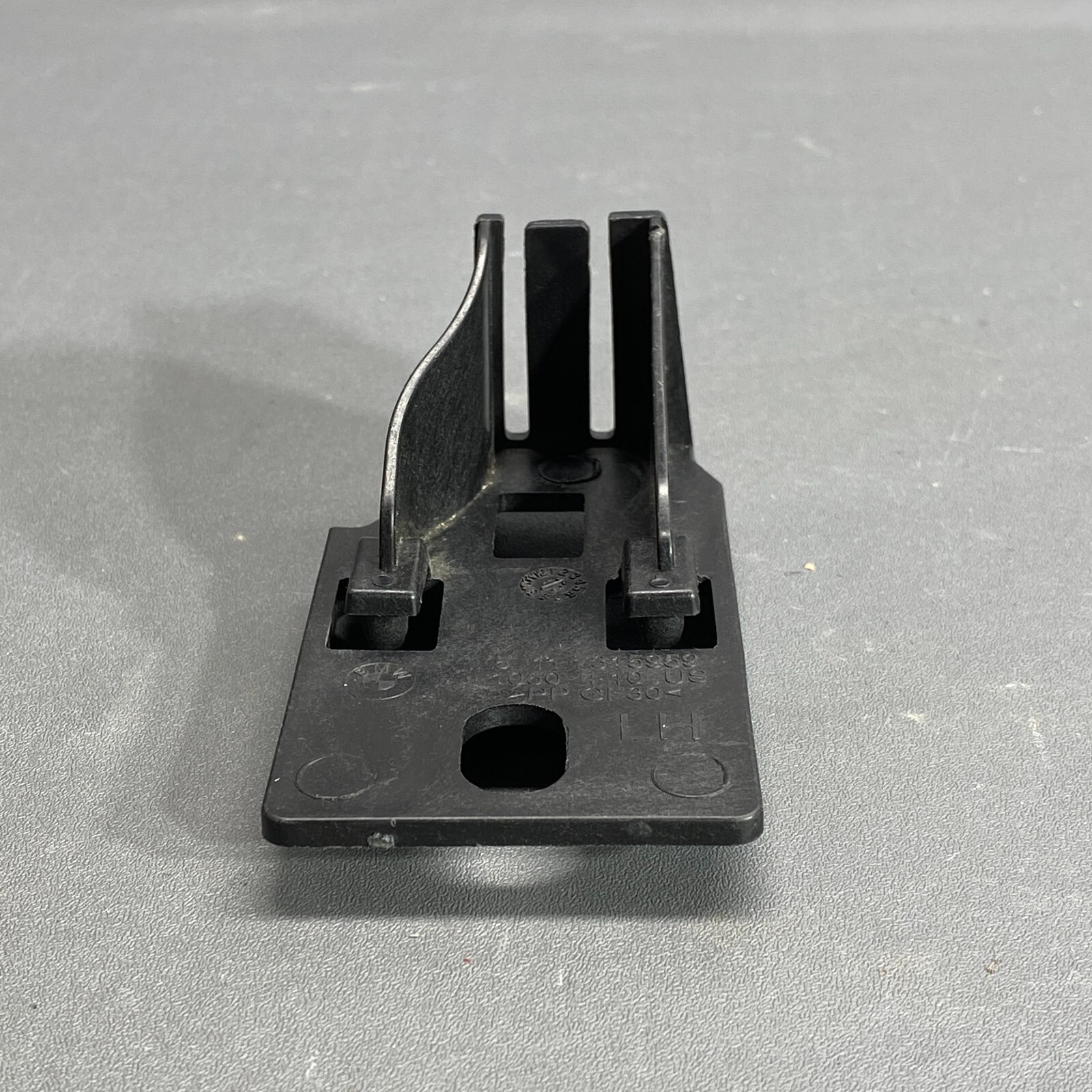 BMW X5 F15 NEW FRONT LEFT SUPPORT INSERT 5117315959 OEM | eBay 