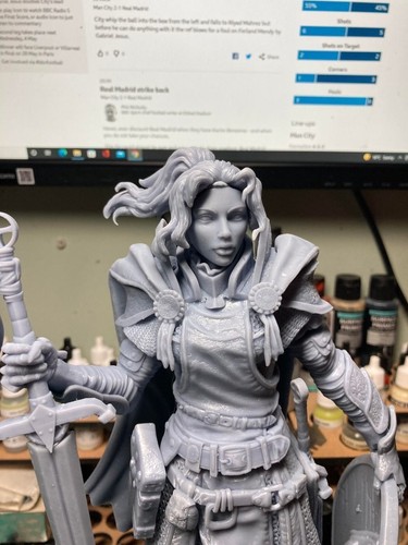 Annya The Templar Girl Sculpture(200mm) /3D Printed/Unpainted/Unassembled - Picture 9 of 10