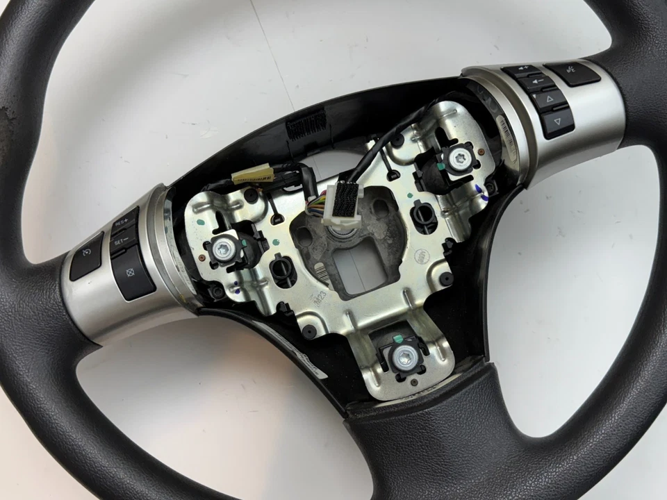 Volante Saturn Vue 2006-2007 con interruptor de control de crucero OEM Foto 2 de 4