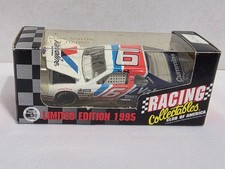 MARK MARTIN 6 VALVOLINE NASCAR STOCK CAR RACING ACTION 1:64 RCCA LIMITED 1995