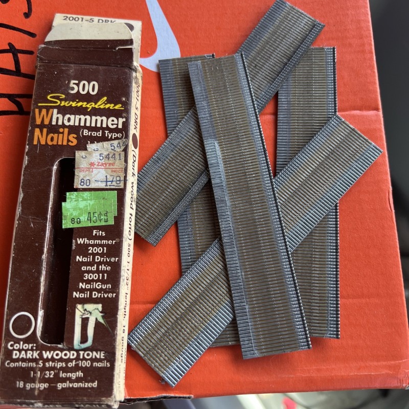 VTG Box Swingline Whammer Nails Dark Wood  Tone 500 1 - 1/32"  18 Ga. 500 Count