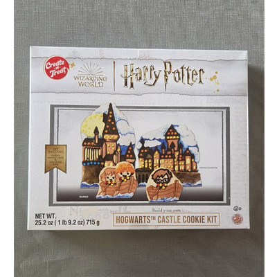 Create-a-Treat Harry Potter Hogwarts Castle Cookie Kit Wizarding World