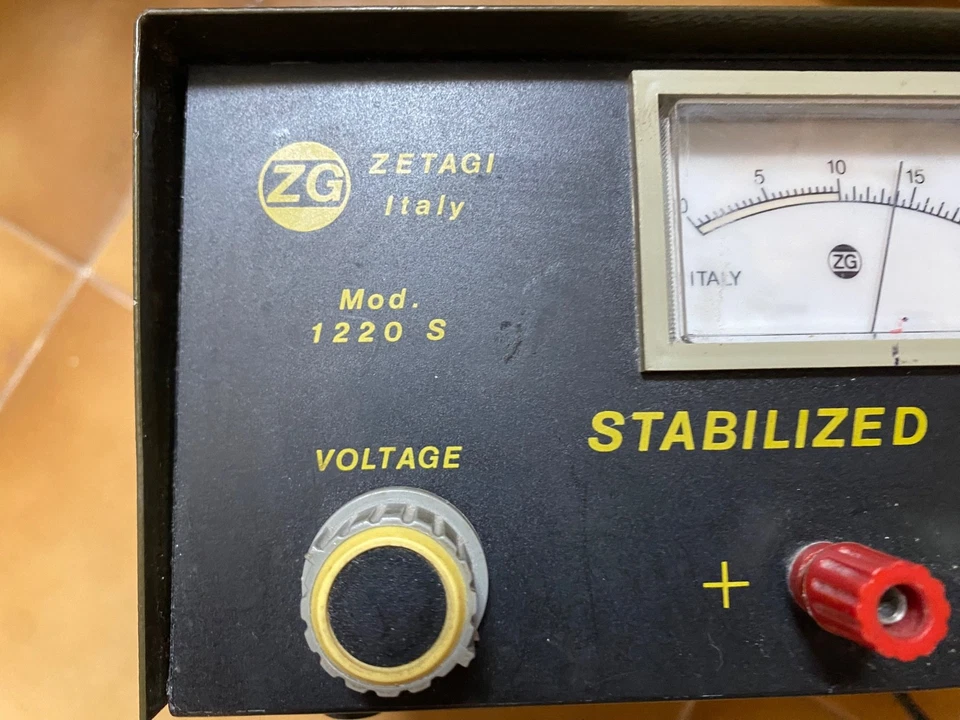 Alimentatore Zetagi 25 A mod 1220 S - Immagine 3 di 4