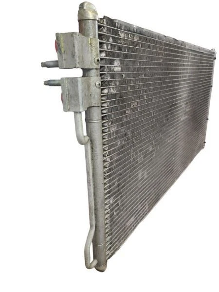 Condensador CA compatível com 99-06 EXPEDITION 579494 - Imagem 3 de 4