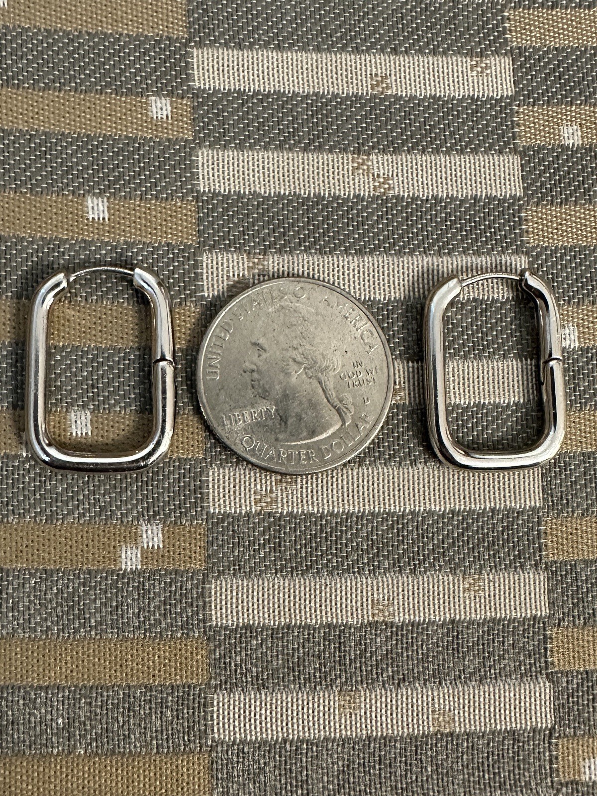 Minimalist Sterling Silver Rectangular Hoop Earri… - image 7