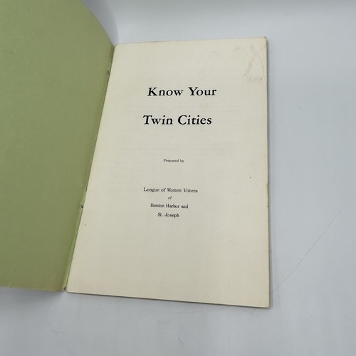 Vtg Know Your Twin Cities Book Benton Harbor Michigan St. Joe Saint Joseph MI - 第 2/6 張圖片