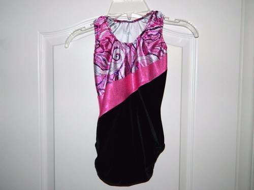 Leotardo Groovey Rosa y Negro Niña Talla XL **pero funciona como una L** por Chanclas - Imagen 3 de 3