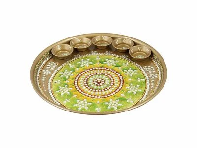 Blumenmuster Kundan Besetzte Pooja Aarti Thali Für Dekorative Pooja Thali - Bild 1 von 2