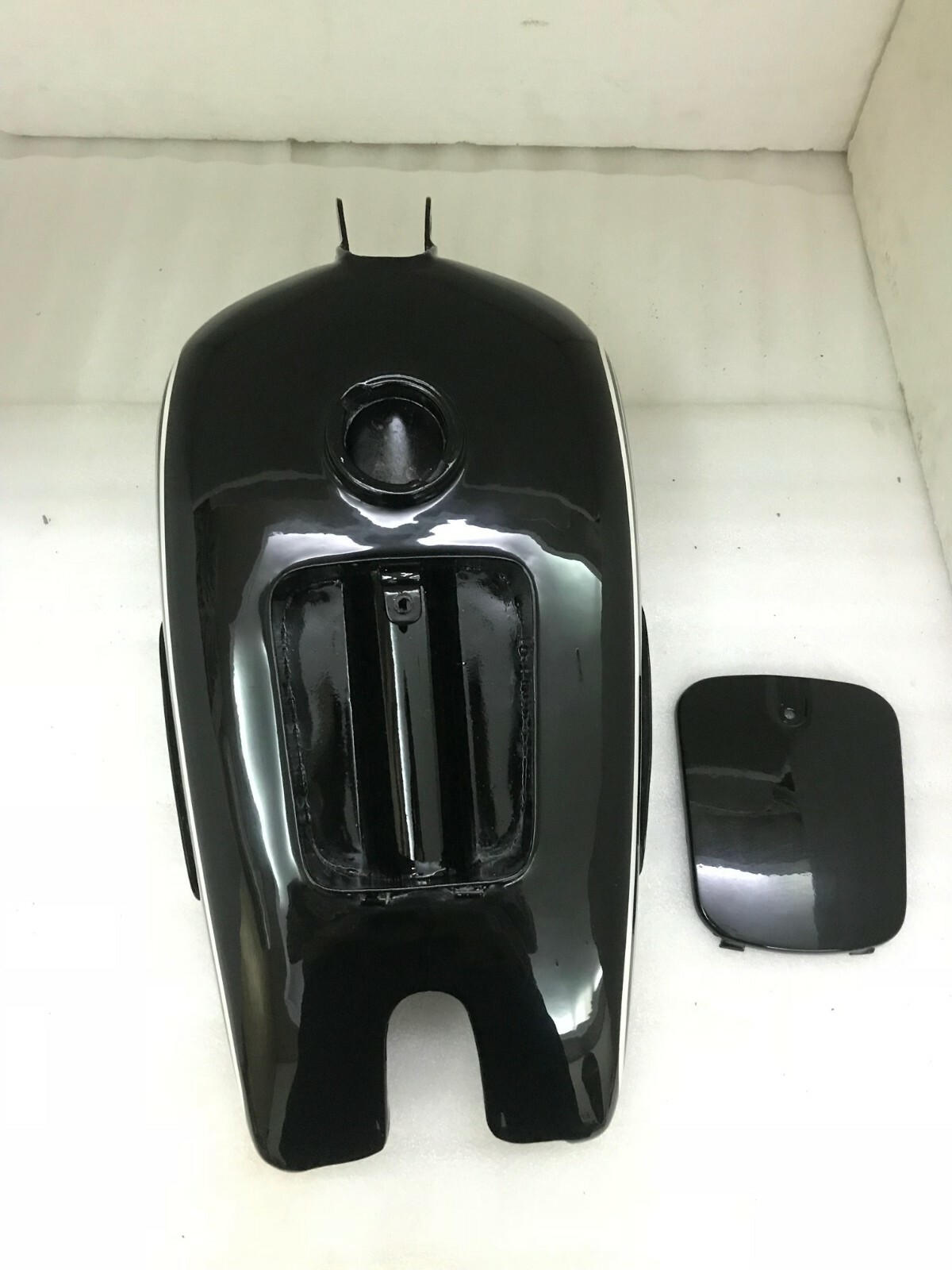 BMW R51 / 3 R67 R67 / 2 R67 / 3 R68 BENZIN TANK BLACK COLOR | eBay.de