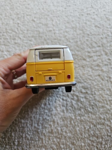 VW VOLKSWAGEN BUS 1962 TOY PRESSED PLASTIC KENSMART PEACE & LOVE Bus - Picture 4 of 7