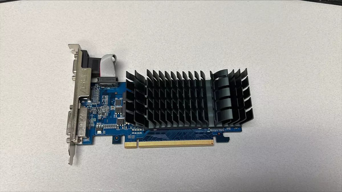 Asus EN210 SILENT DI 1GD3 V2 LP GeForce GT210 PCIe Graphic Card