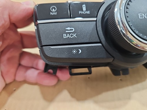 2014-2017 HONDA ODYSSEY OEM NAV MEDIA CENTER STACK SWITCH PANEL 39050-TK8-A11 - Picture 13 of 15