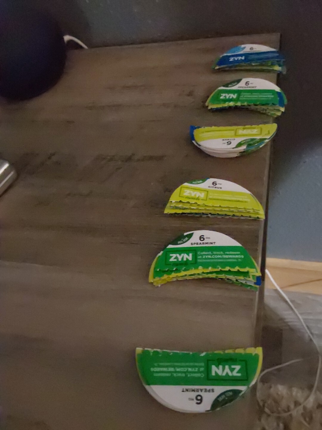 Zyn Rewards 160 Unused Codes And 30 + Empty Cans With QR Code eBay