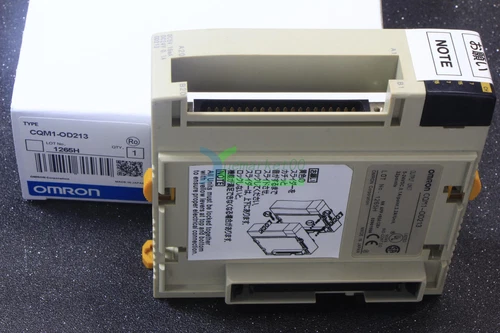 1piece NEW OMRON PLC Output Unit CQM1-OD213