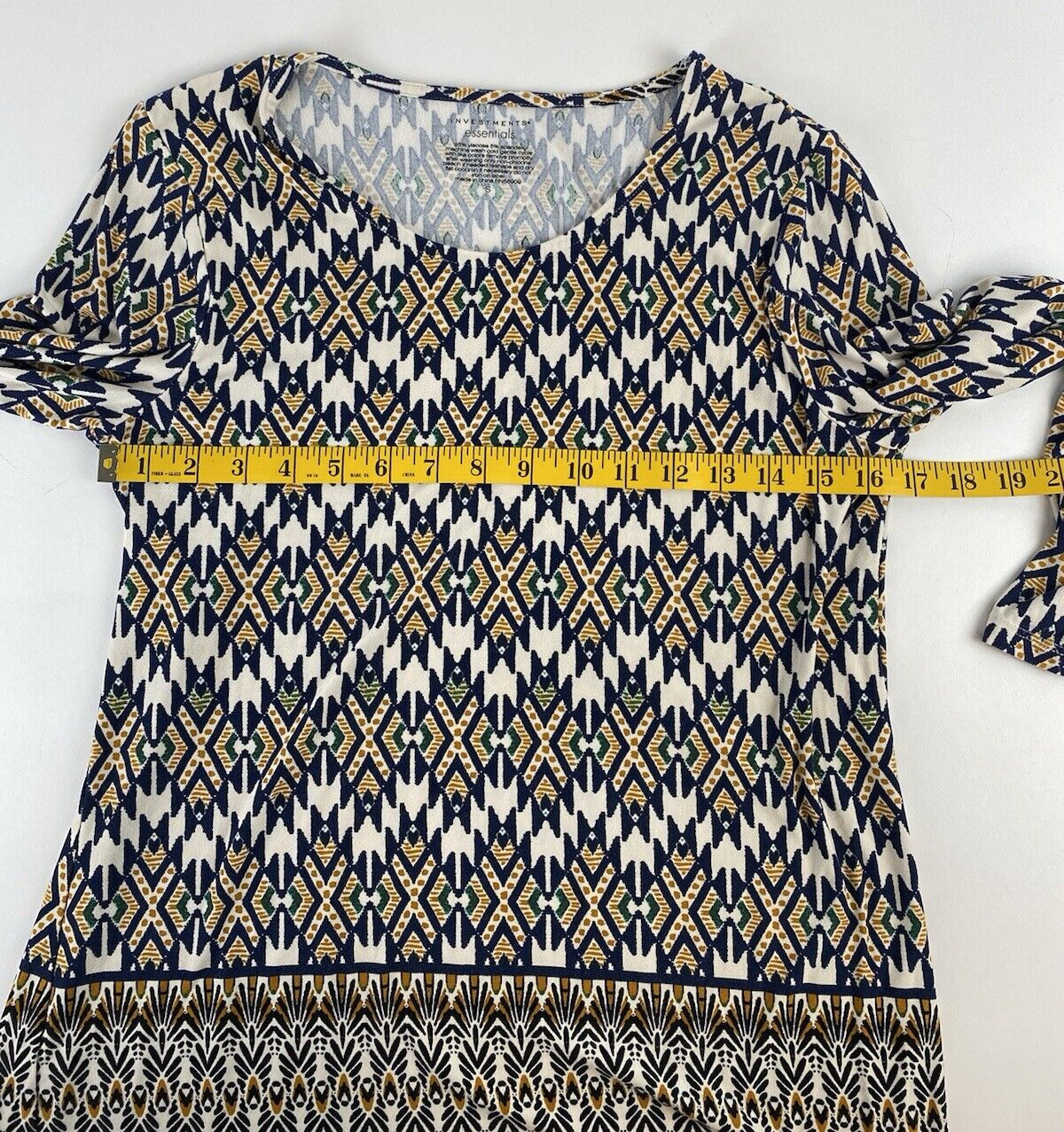 Investments Essentials Long Sleeve Cream with Design Women's Top Size S Small thumbnail 4