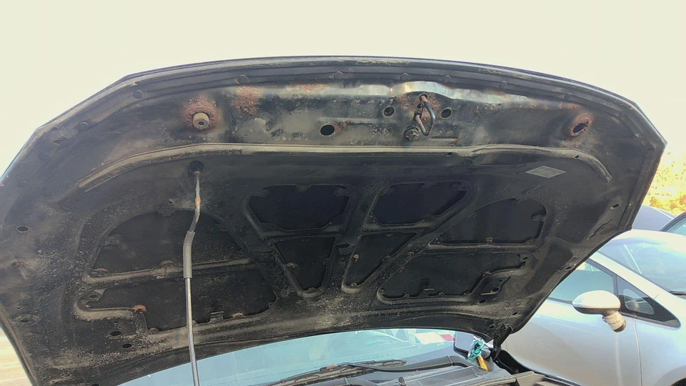 16 MAZDA 3 Hood Jet Black Mica=41w Rust On Underside&hinges Sep Foto 2 de 2