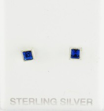 LAB CREATED BLUE SAPPHIRES 0.70 Cts STUD EARRINGS .925 STERLING SILVER - NWT