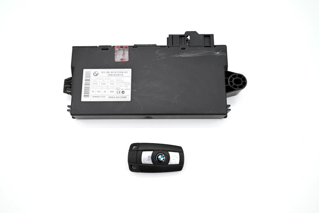 Unidad de control CAS BMW 5 E60 E61 2009 9147226 TSL623