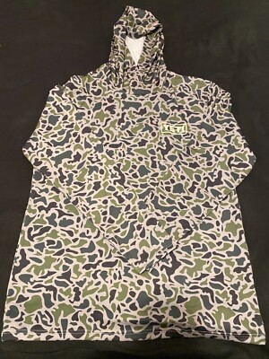 NWT Yeti LS Camo Hooded Sun Shirt Small