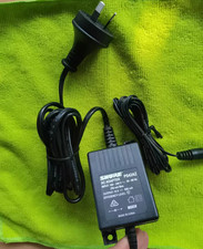 SHURE PS42AZ 5.5 2.1mm 15V 600mA Power Supply Adapter Charger With Plug
