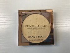 Revolution Makeup London Bake & Blot Pressed Powder Banana Matte Finish - NEW