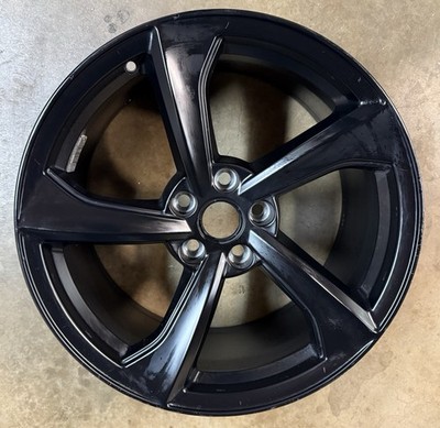 Tesla Model Y Juniper 19  Rim Set also available  Center