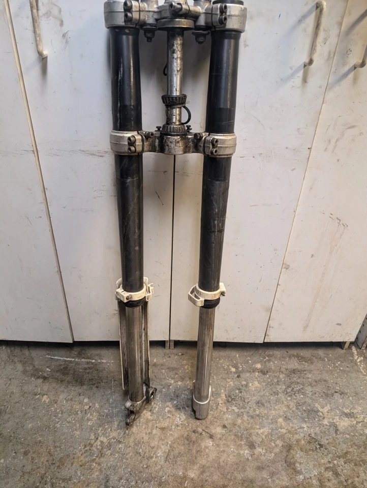 ✅ JUEGO HORQUILLAS DELANTERAS DERECHA IZQUIERDA Y TRIPLE ÁRBOL KTM 250 1991 OEM Foto 3 de 4