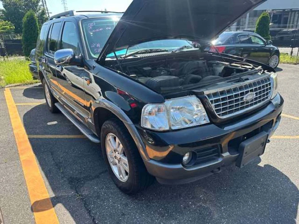 Ford, Explorer Rear Bumper Ut-Uz Non Park Sensors Type, 05/01 08/05 - image 3 of 4