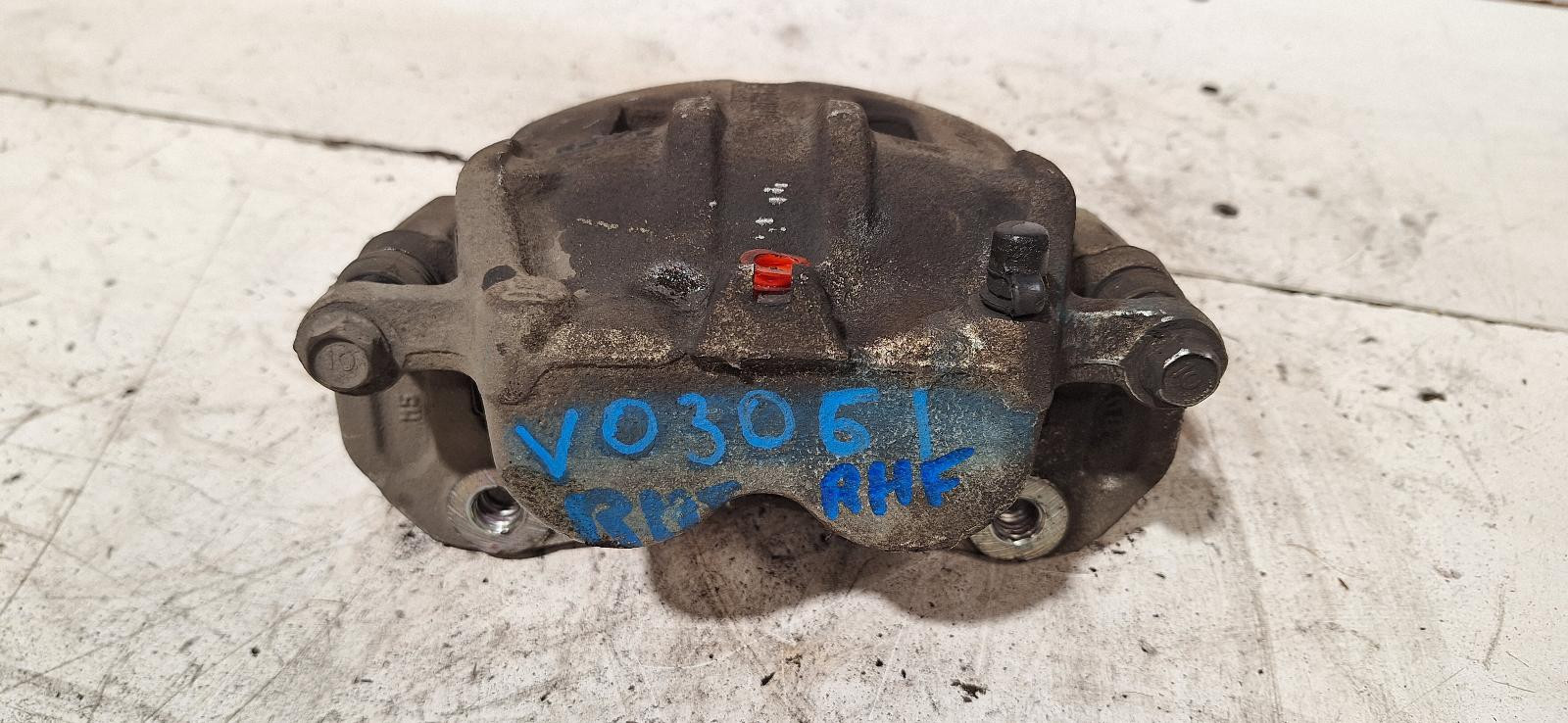 2012 Holden Captiva Right Front Caliper CG 01/2011-06/2018 image 7