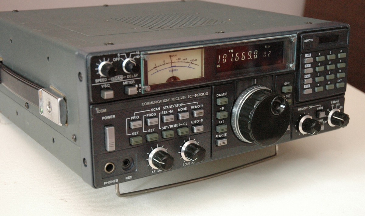 ICOM IC-R7000 HF/VHF/UHF Receiver-Scanner 25MHz-2000MHz | eBay