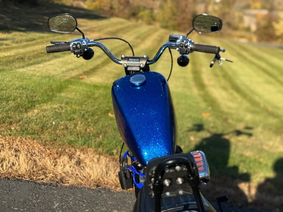 Nuevo tanque de gasolina Frisco Sportster sin pintar perno en 2018-2022 M8 Harley Softail Foto 3 de 4