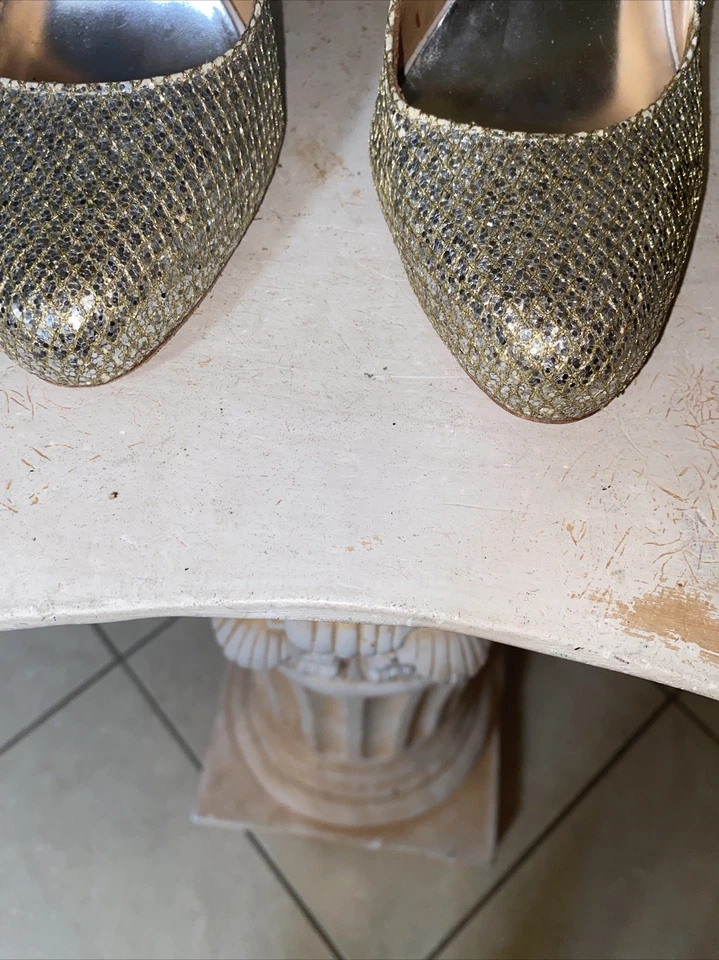 Badgley Mischka Silver Kiss Kiss High Heels Slingback Stiletto Sparkle Pumps 7M - Image 4 of 4