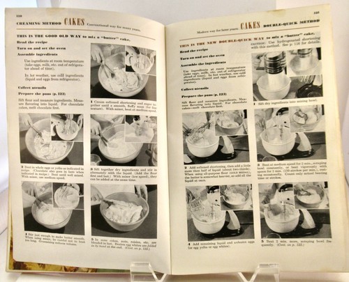 vintage 1950 1st ed Betty Crocker's Picture Cook Book, 7th printing - Picture 2 of 2