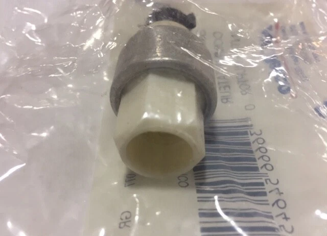 ПОДХОДИТ 1988-1993 BUICK REGAL ПЕРЕКЛЮЧАТЕЛЬ ASM A/C CMPR ПРЕСС 52451436 - НОВЫЙ OEM - Изображение 2 из 3