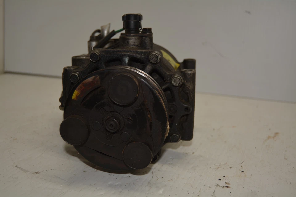 Compresor de aire acondicionado Pontiac Montana Van 2001-2005 OEM, 682-00579 Foto 4 de 4