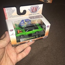 M2 MACHINES Detroit Muscle Premium Edition R27 1971 Dodge Charger Super Bee 383