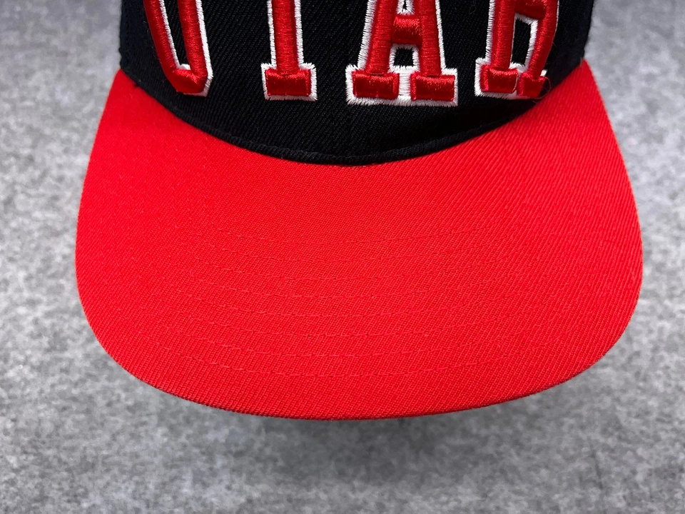 Utah Utes Zephyr Hat Cap Snap Back Adult One Size Black Red Wool Acrylic NCAA - Image 3 of 4