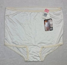 Vintage NEW Bali Freeform Panty Antron Nylon Brief Pinup 2142 White Size 7 Large