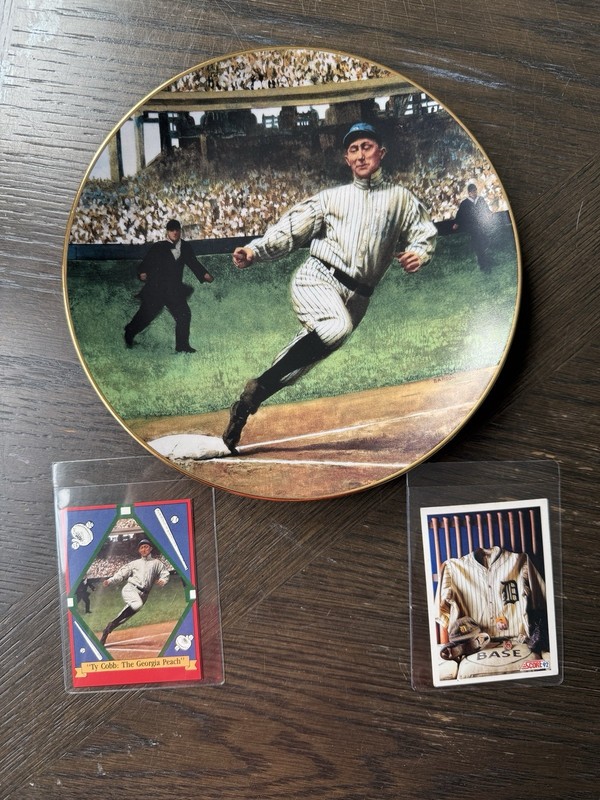 Delphi Legends of Baseball Ty Cobb “The Georgia Peach” Plate 1993 Tigers