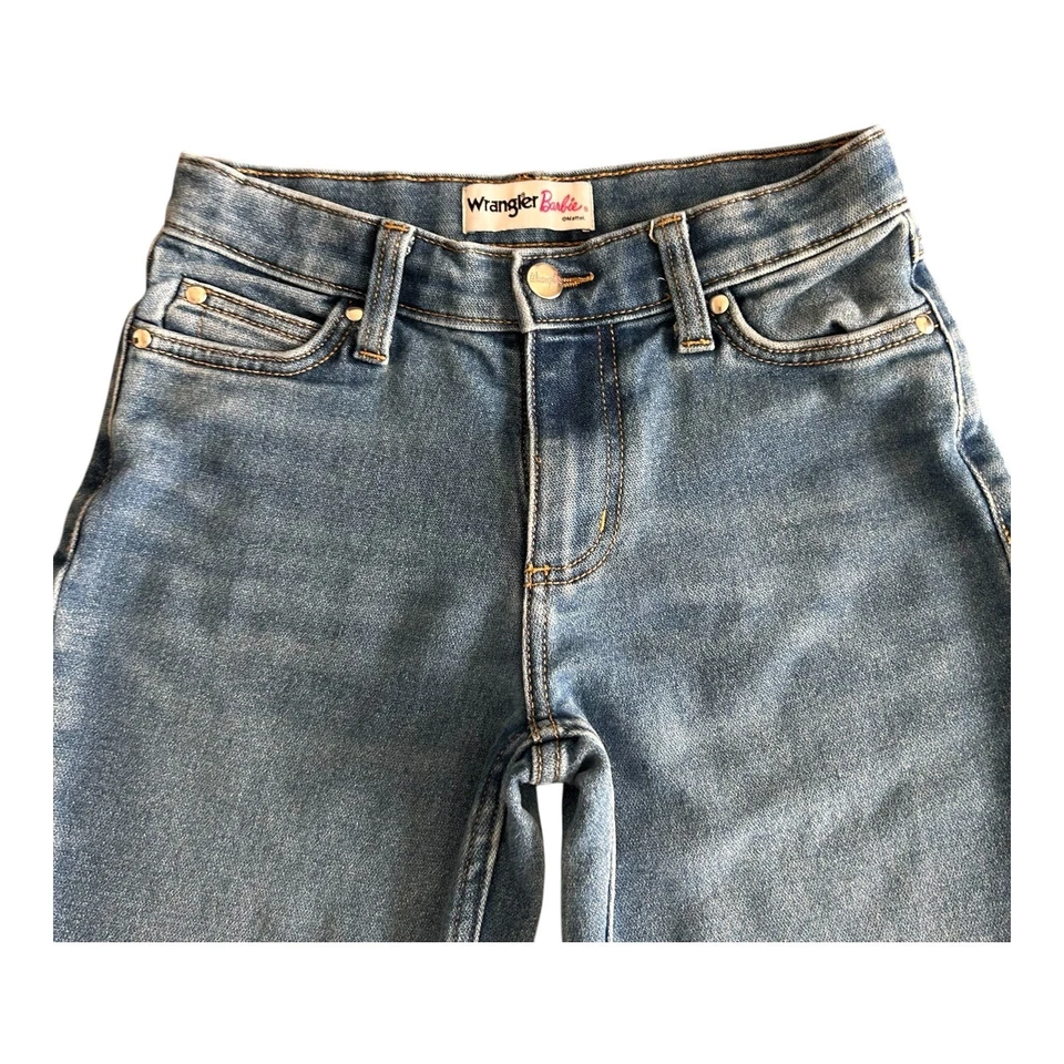 Jeans Barbie Wrangler Niñas Talla 7/8 Niños Campana Parte Inferior Acampanada Denim Azul 26x29 Foto 3 de 4