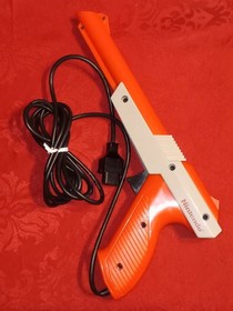 Nintendo NES Super Mario Bros. / Duck Hunt, Hogans Alley with Zapper 