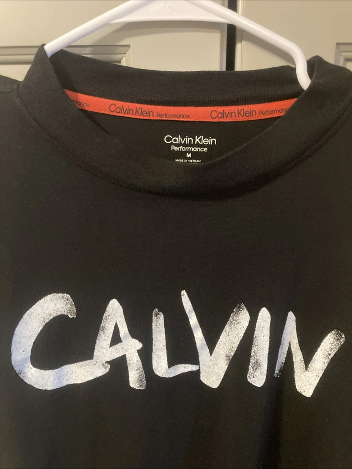 Calvin Klein Performance Women's Crop T-shirt - Image 2 of 3