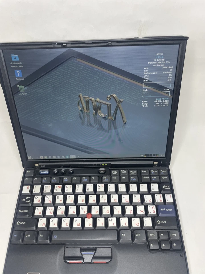 IBM ThinkPad X40 (Type 2371) — Vintage Windows XP Centrino Era Laptop - Image 2 of 4