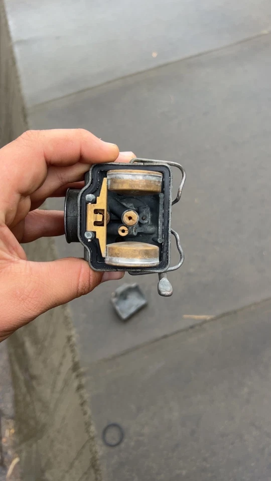 Carburador Honda CB125S 1974 OEM Foto 4 de 4