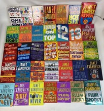 Janet Evanovich Lot 35 Stephanie Plum Hardcov...