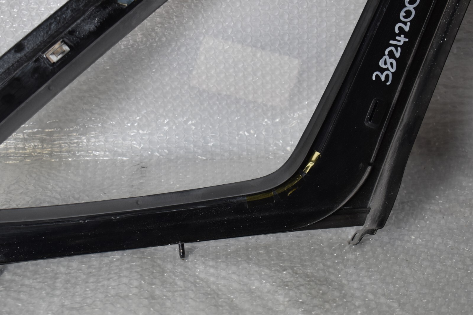 Rolls Royce Phantom Drophead right vent glass stainless steel trim 51137165555