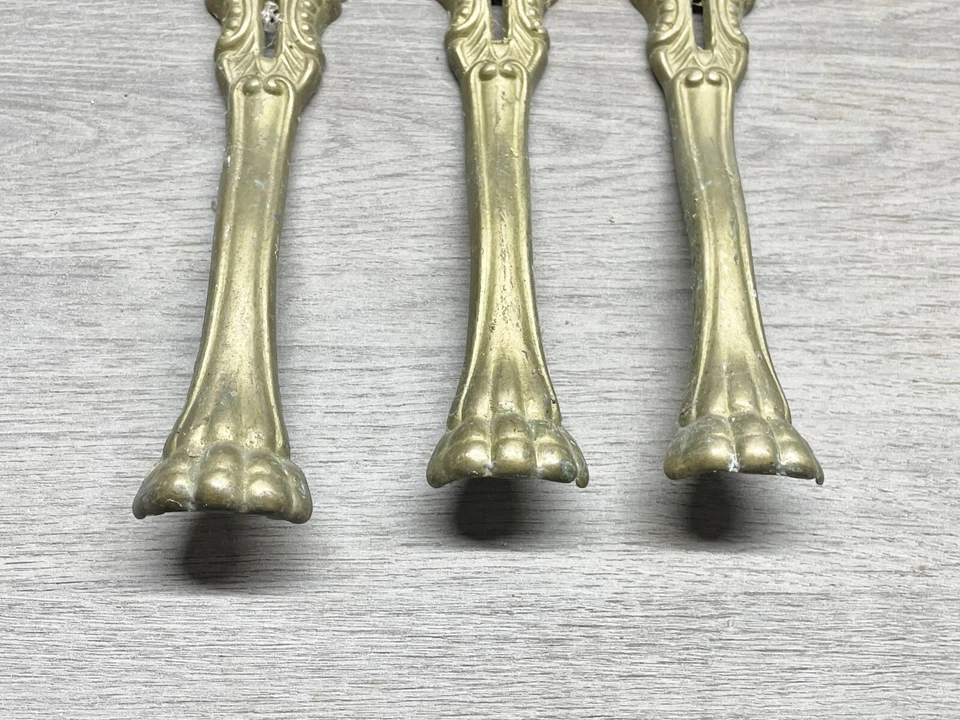 SET OF 3 VINTAGE ANTIQUE BRASS FURNITURE LEGS COLLECTIBLE HARDWARE - Image 4 of 4