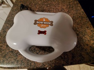 bow wow bistro