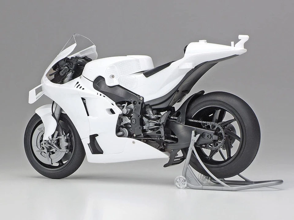 TAMIYA 1/12 Team Suzuki ECSTAR GSX-RR '20 TAM14139 - Immagine 3 di 4